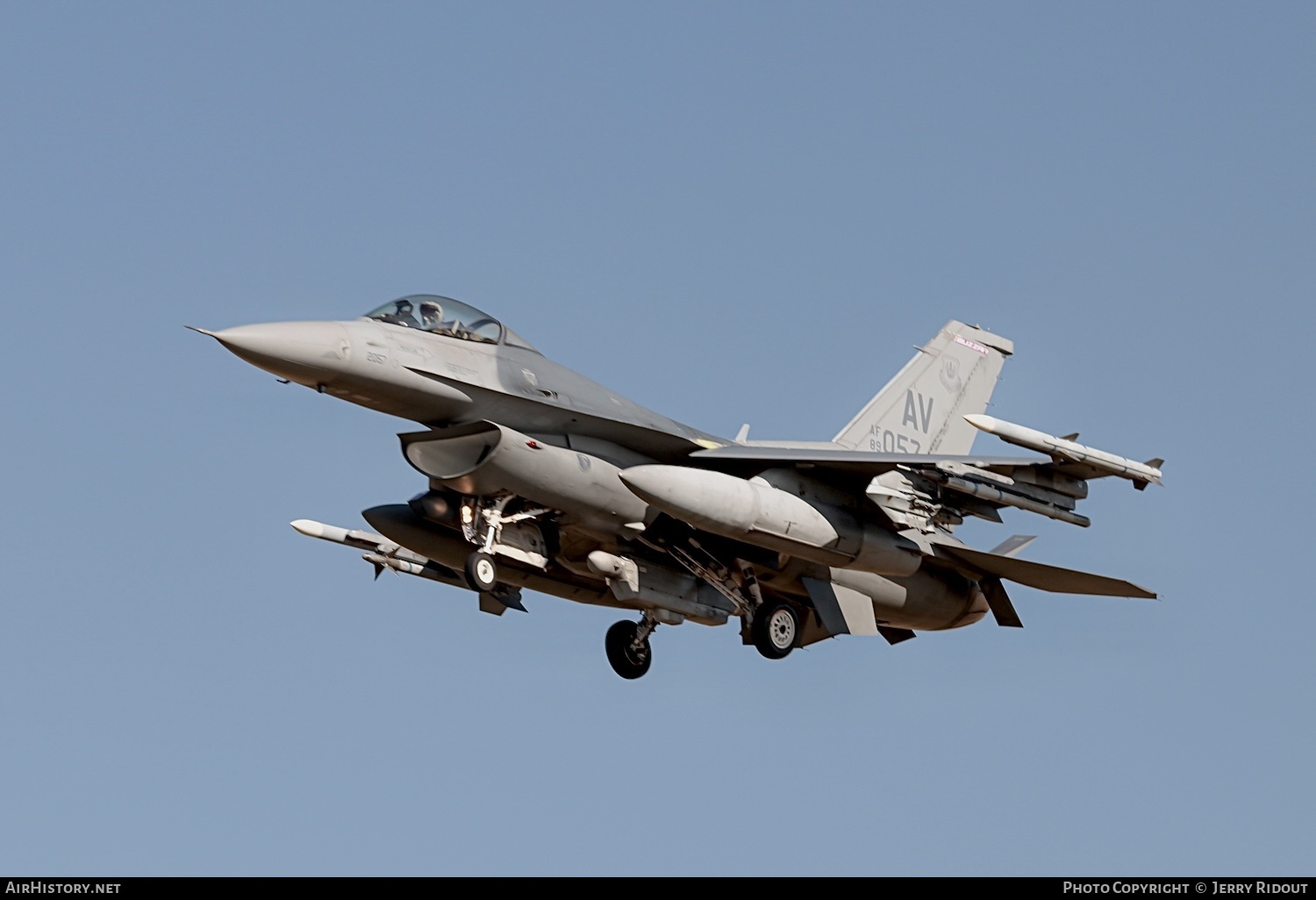 Aircraft Photo of 89-2057 / AF89-057 | Lockheed Martin F-16CM Fighting Falcon | USA - Air Force | AirHistory.net #452819