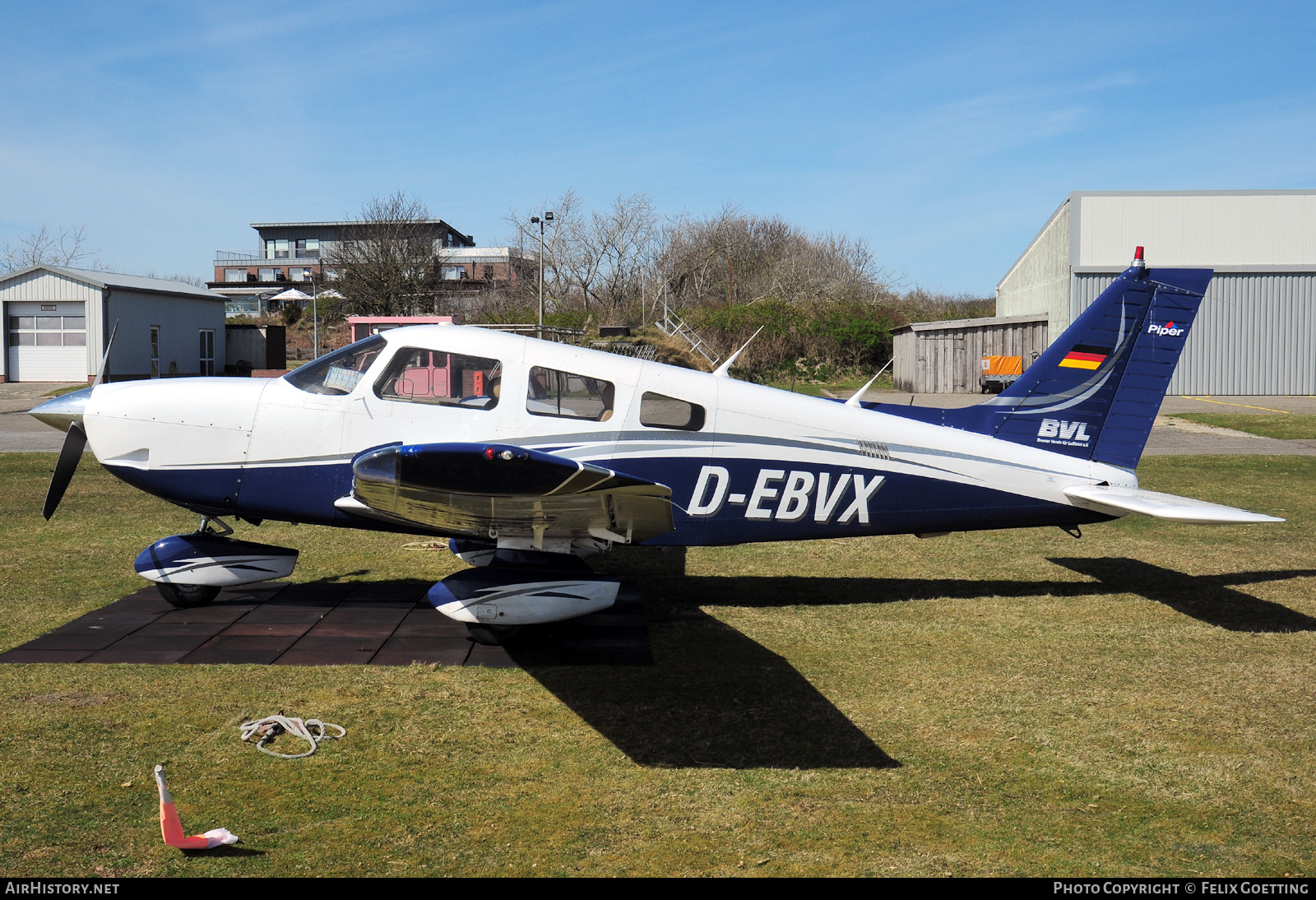 Aircraft Photo of D-EBVX | Piper PA-28-181 Archer III | BVL - Bremer Verein für Luftfahrt | AirHistory.net #452825