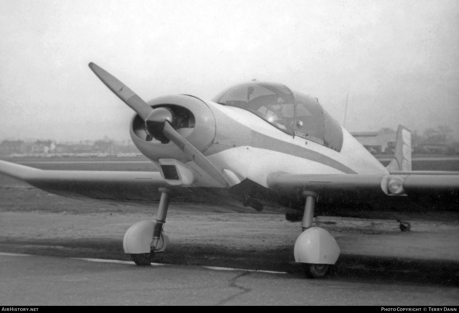Aircraft Photo of G-ARNX | SAN Jodel D-117 | AirHistory.net #452908