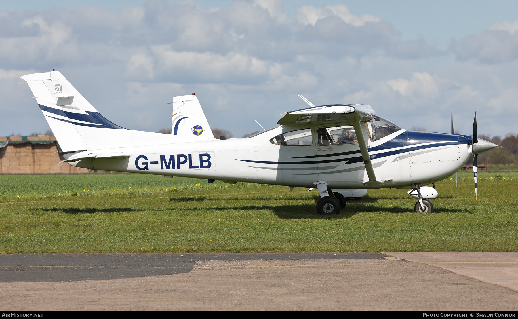 Aircraft Photo of G-MPLB | Cessna 182T Skylane | AirHistory.net #452923