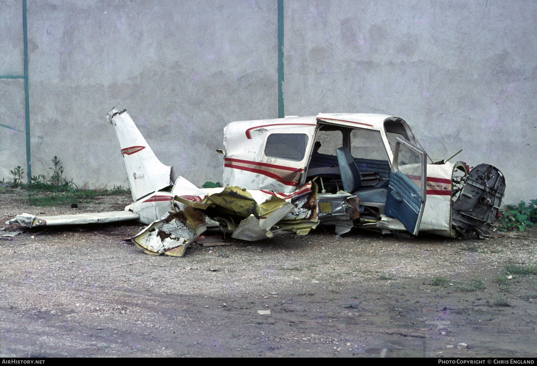 Aircraft Photo of G-AVDP | Beech A23-19 Musketeer Sport III | AirHistory.net #452987