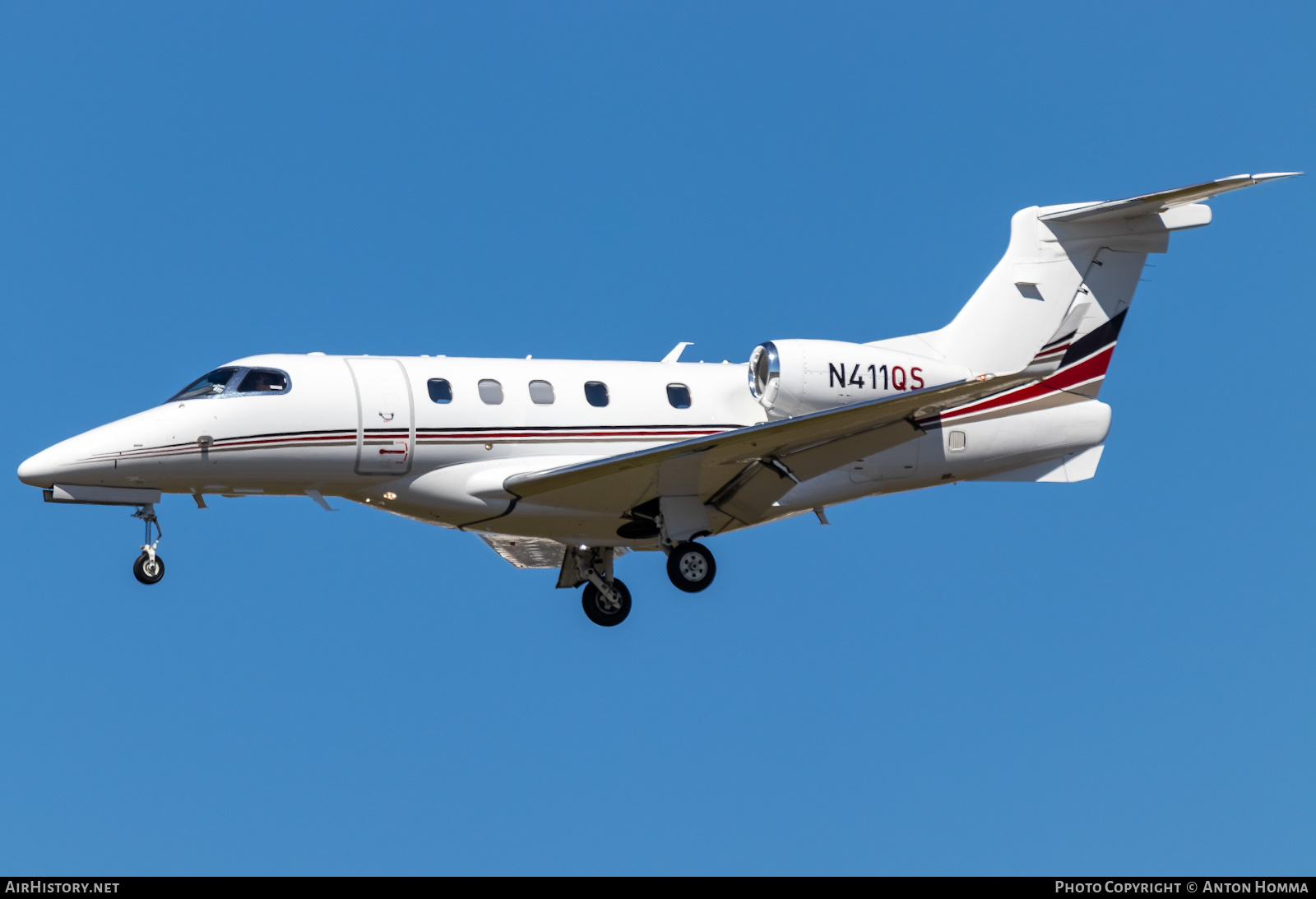 Aircraft Photo of N411QS | Embraer EMB-505 Phenom 300 | AirHistory.net #452993