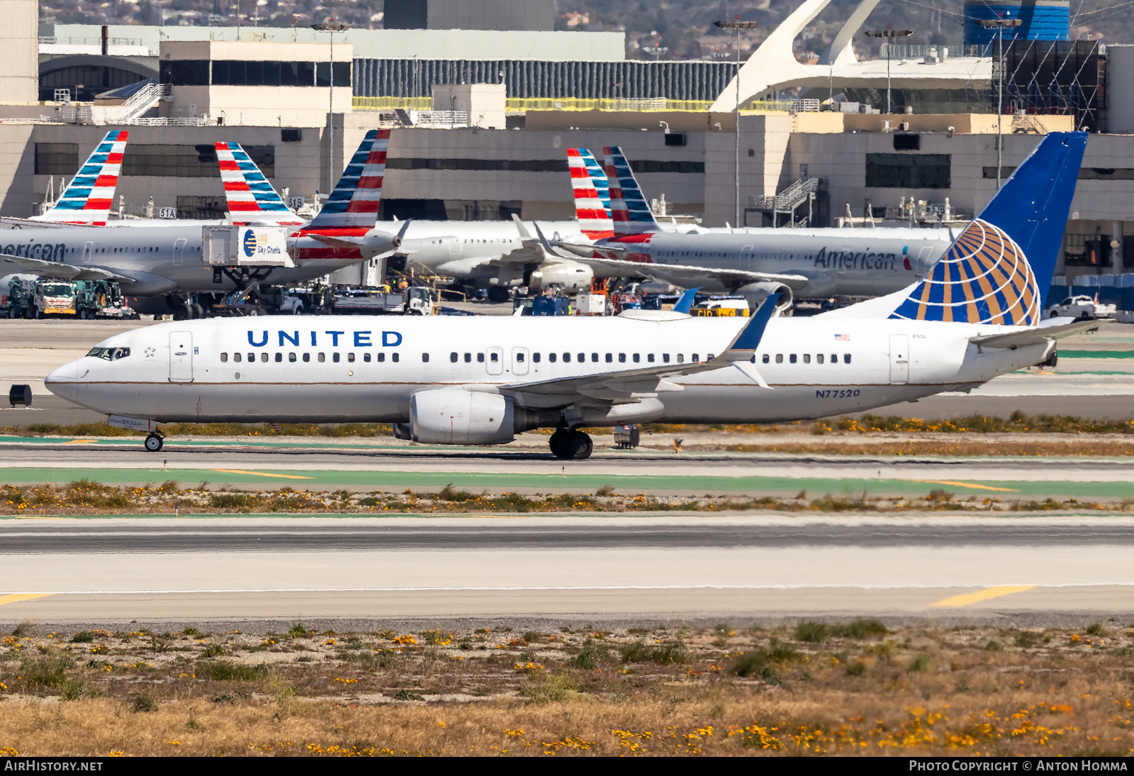 Aircraft Photo of N77520 | Boeing 737-824 | United Airlines | AirHistory.net #452996