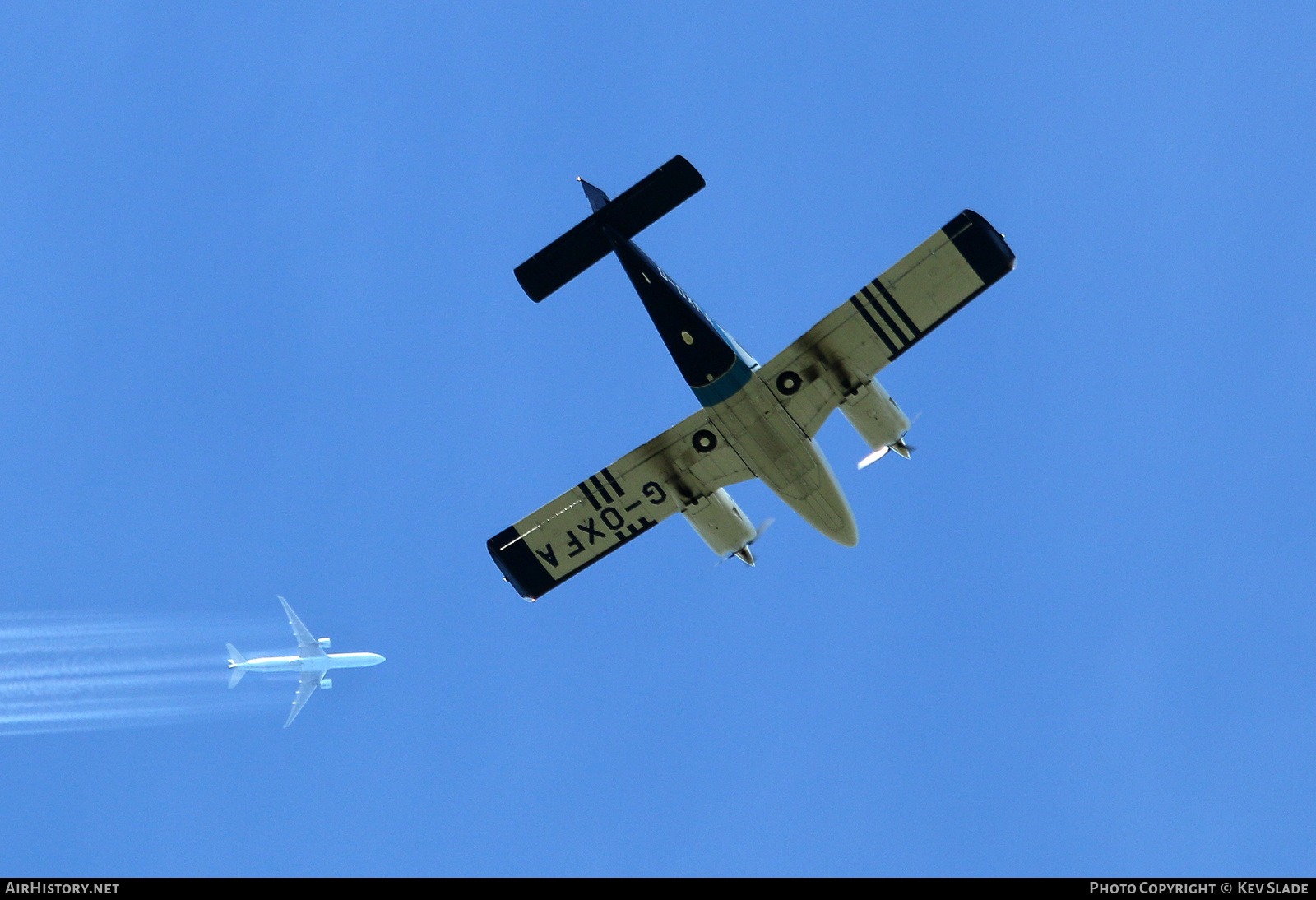 Aircraft Photo of G-OXFA | Piper PA-34-220T Seneca V | CAE Oxford Aviation Academy | AirHistory.net #453000