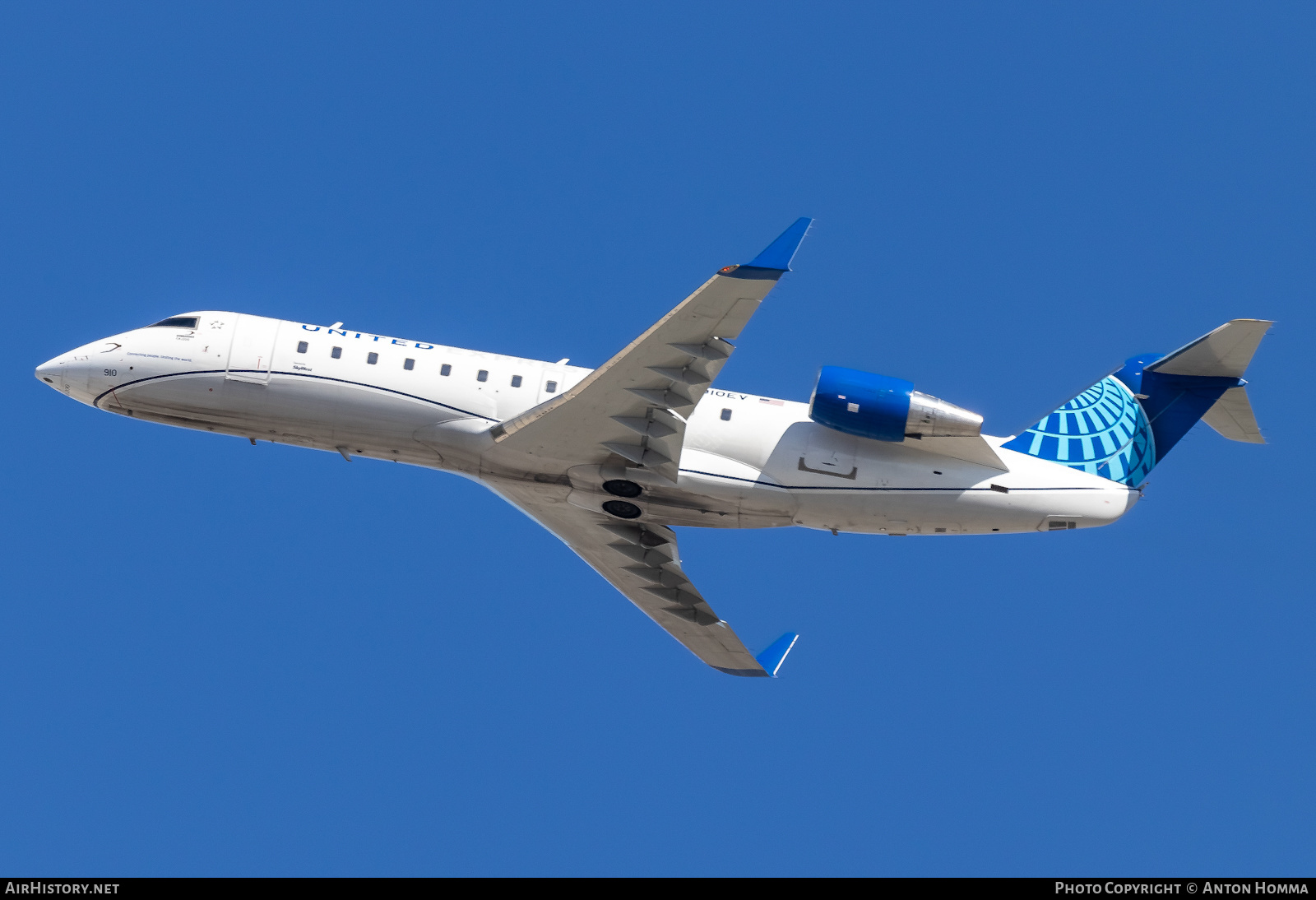 Aircraft Photo of N910EV | Bombardier CRJ-200ER (CL-600-2B19) | United Express | AirHistory.net #453002