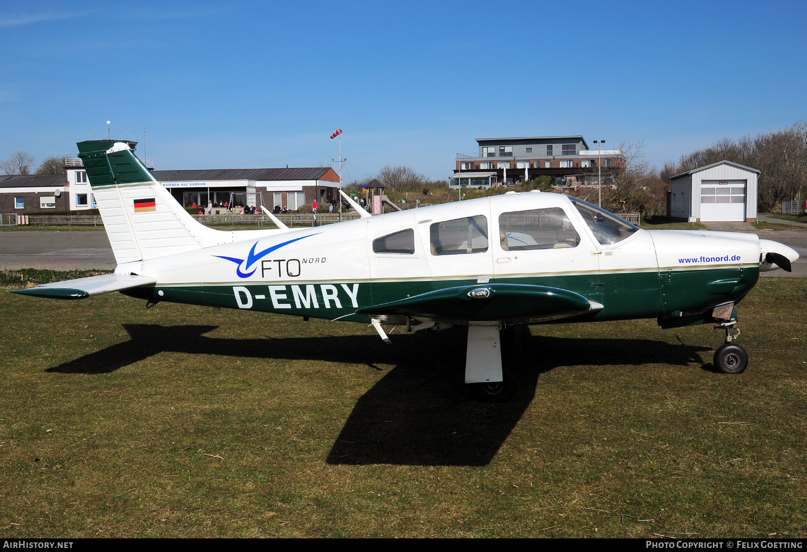 Aircraft Photo of D-EMRY | Piper PA-28R-201 Cherokee Arrow III | FTO Nord - Flying Training Organisation | AirHistory.net #453011