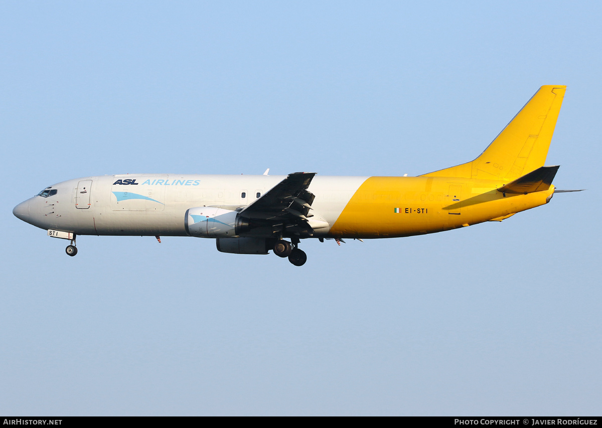 Aircraft Photo of EI-STI | Boeing 737-476(SF) | ASL Airlines | AirHistory.net #453013