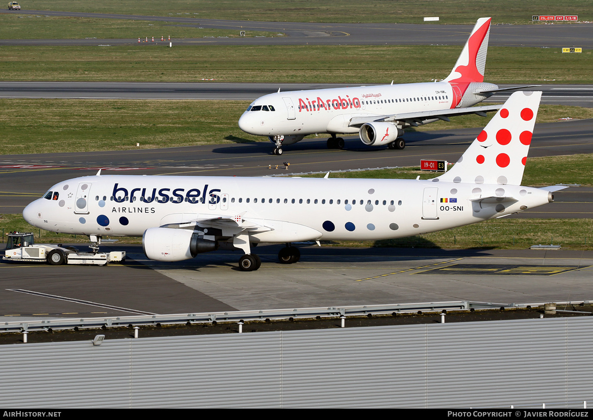 Aircraft Photo of OO-SNI | Airbus A320-214 | Brussels Airlines | AirHistory.net #453030