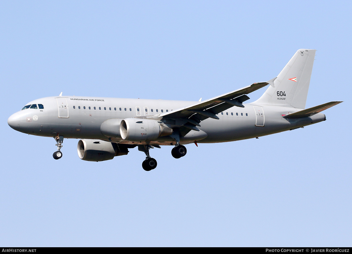 Aircraft Photo of 604 | Airbus A319-112 | Hungary - Air Force | AirHistory.net #453044