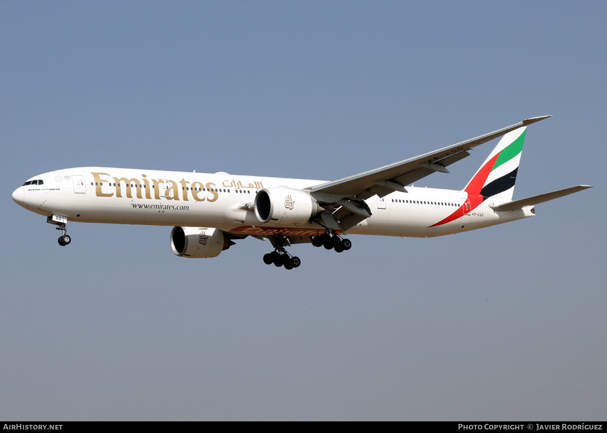 Aircraft Photo of A6-EQD | Boeing 777-300/ER | Emirates | AirHistory.net #453115