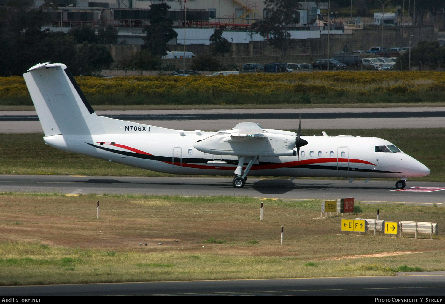 Aircraft Photo of N706XT | Bombardier DHC-8-315Q Dash 8 | AirHistory.net #453246