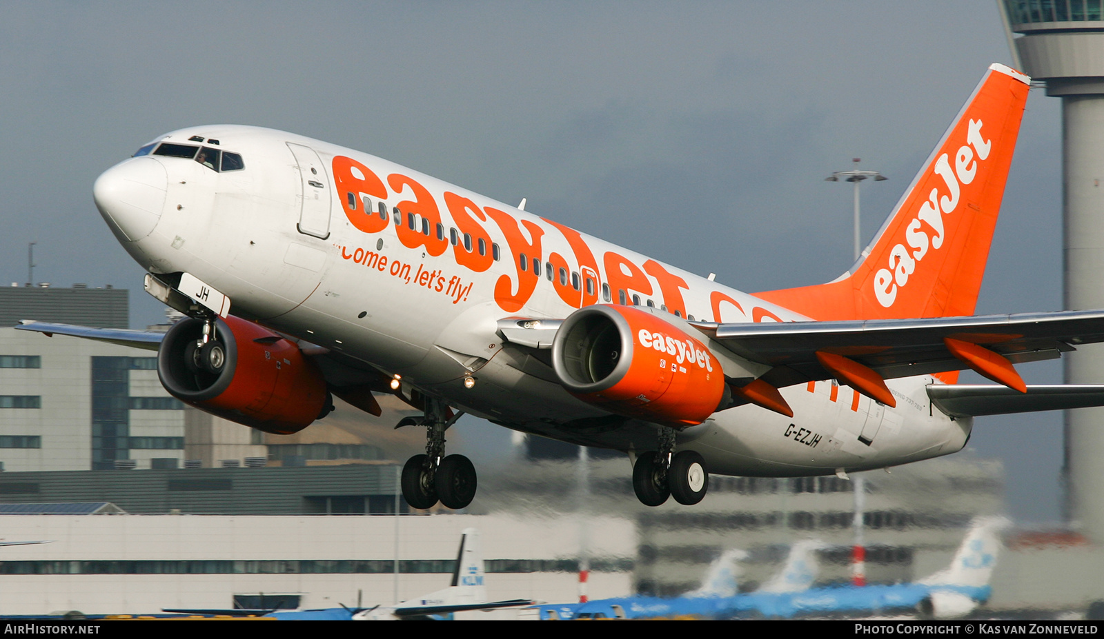 Aircraft Photo of G-EZJH | Boeing 737-73V | EasyJet | AirHistory.net #453248