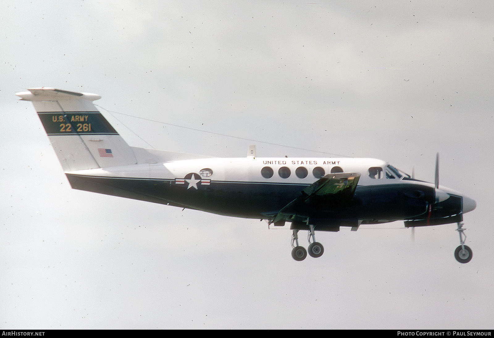 Aircraft Photo of 73-22261 / 22261 | Beech C-12A Huron | USA - Army | AirHistory.net #453258