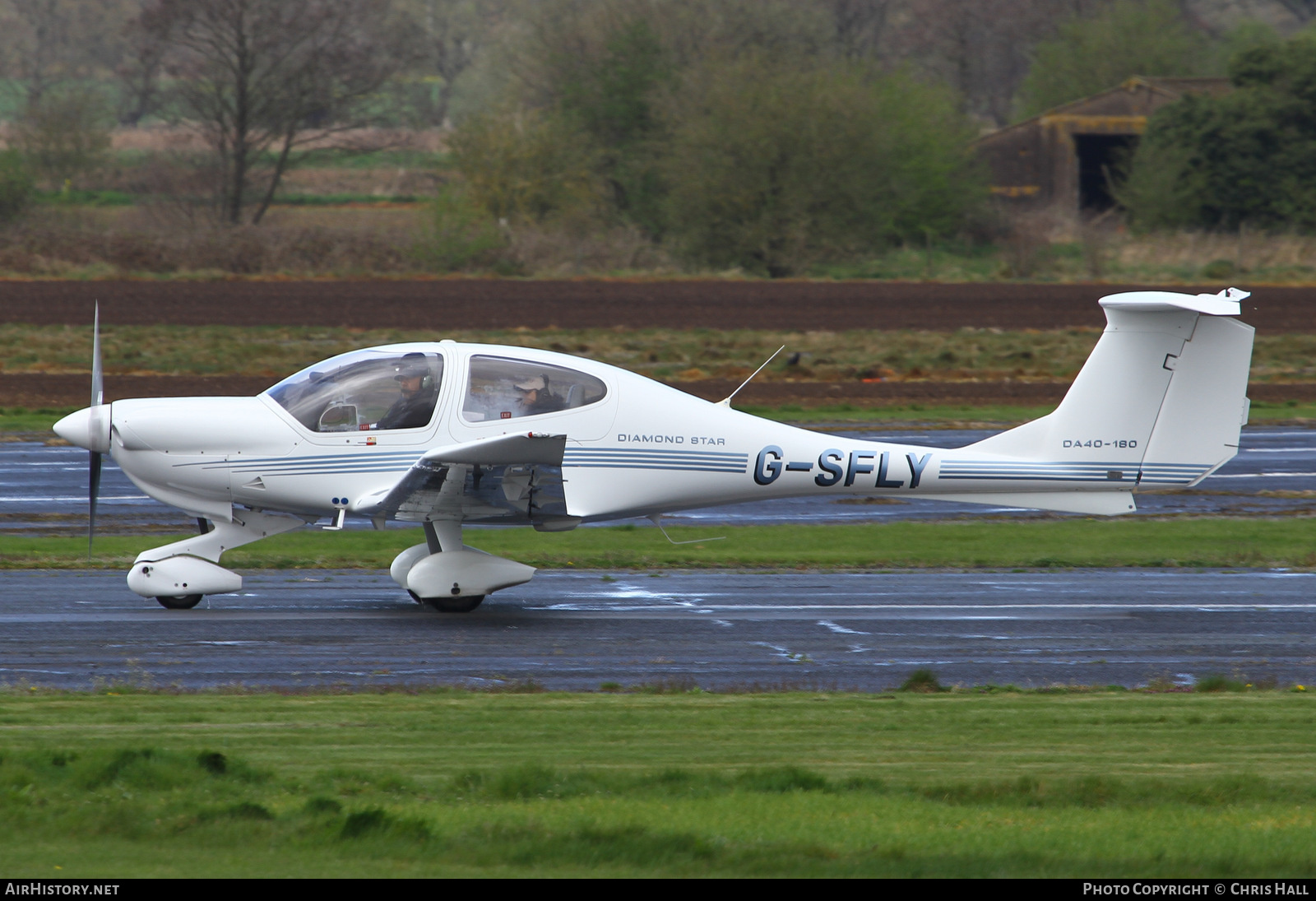 Aircraft Photo of G-SFLY | Diamond DA40-180 Diamond Star | AirHistory.net #453316