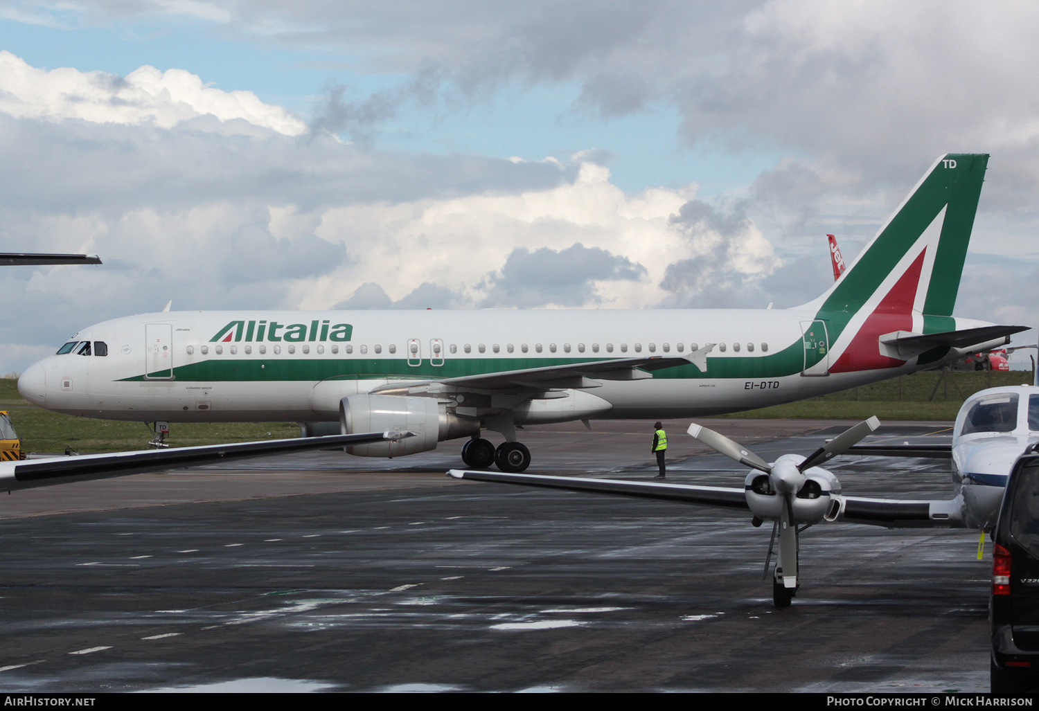 Aircraft Photo of EI-DTD | Airbus A320-216 | Alitalia | AirHistory.net #453447