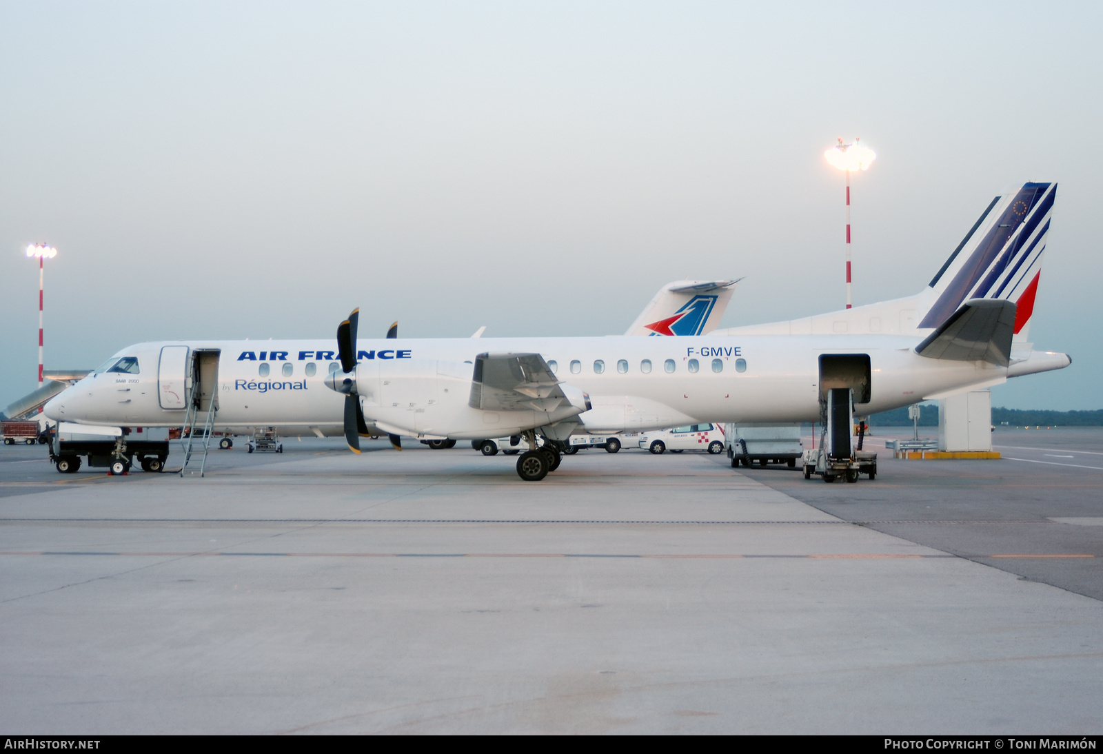 Aircraft Photo of F-GMVE | Saab 2000 | Air France | AirHistory.net #453601