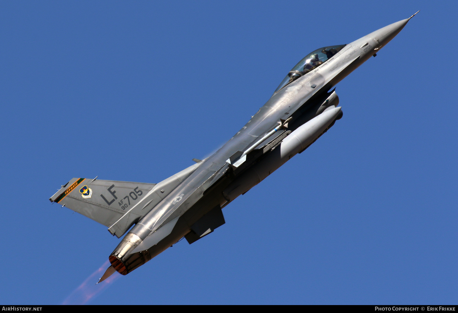 Aircraft Photo of 90-0705 / AF90-705 | General Dynamics F-16CM Fighting Falcon | USA - Air Force | AirHistory.net #453610