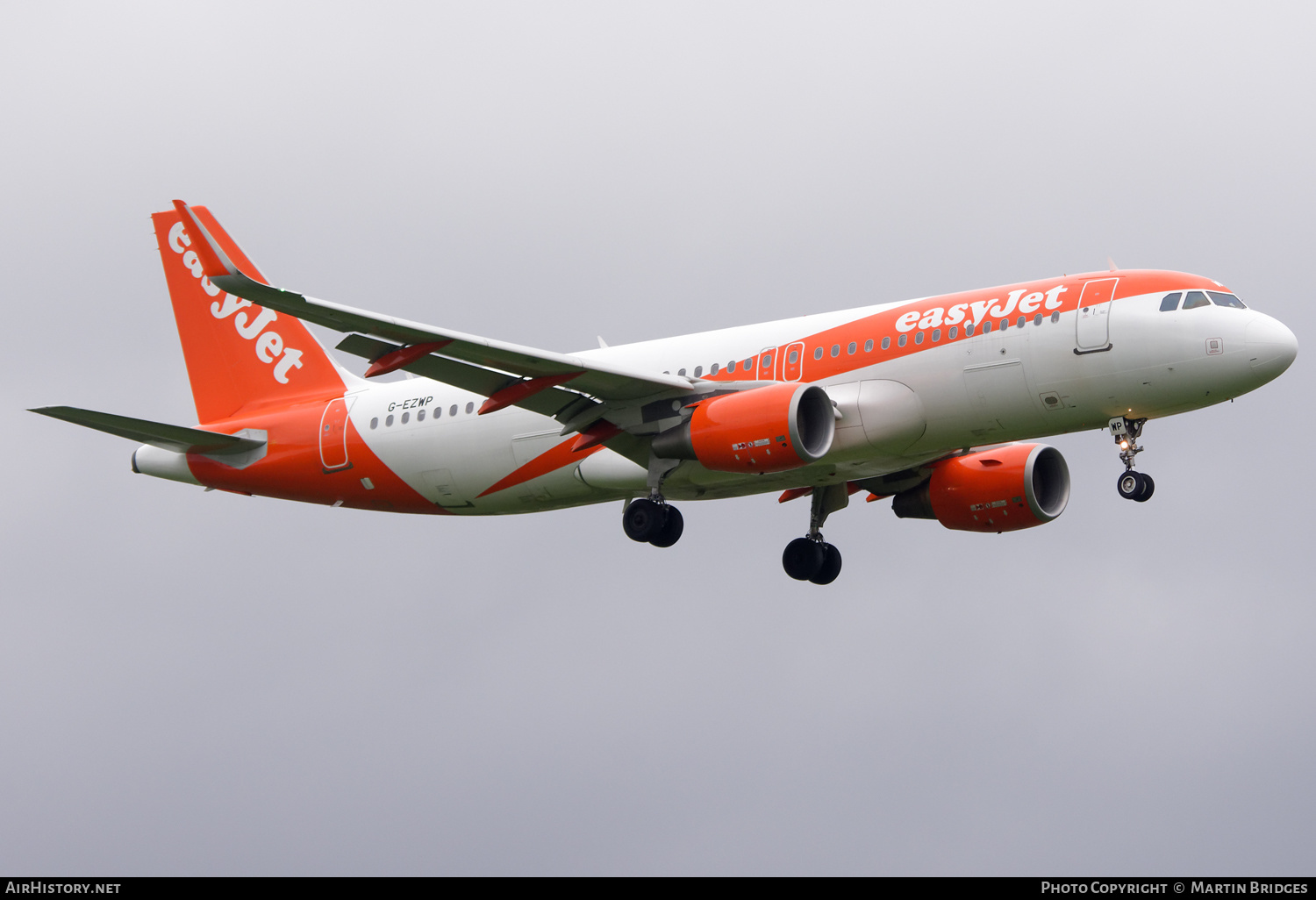 Aircraft Photo of G-EZWP | Airbus A320-214 | EasyJet | AirHistory.net #453703