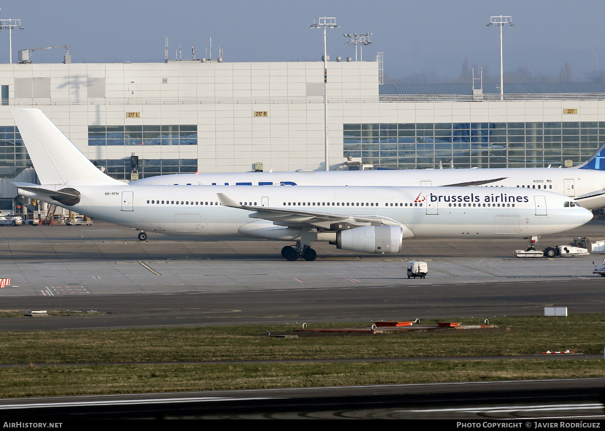 Aircraft Photo of OO-SFH | Airbus A330-342 | Brussels Airlines | AirHistory.net #453895