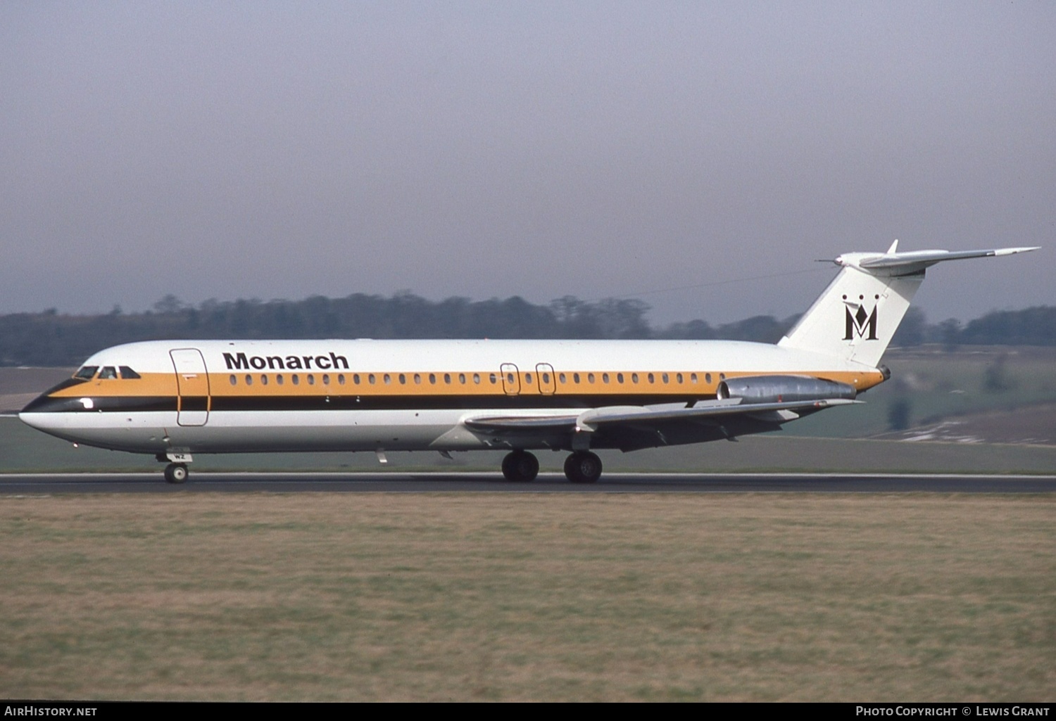 Aircraft Photo of G-AWWZ | BAC 111-509EW One-Eleven | Monarch Airlines | AirHistory.net #453972