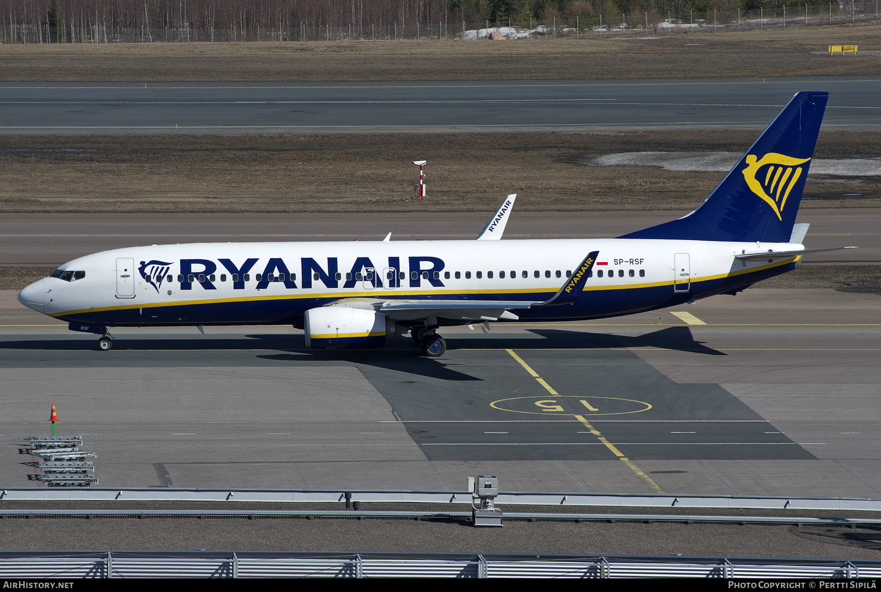 Aircraft Photo of SP-RSF | Boeing 737-800 | Ryanair | AirHistory.net #454018