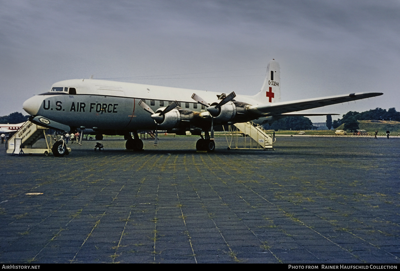 Aircraft Photo of 53-3244 / 0-33244 | Douglas C-118A Liftmaster | USA - Air Force | AirHistory.net #454020