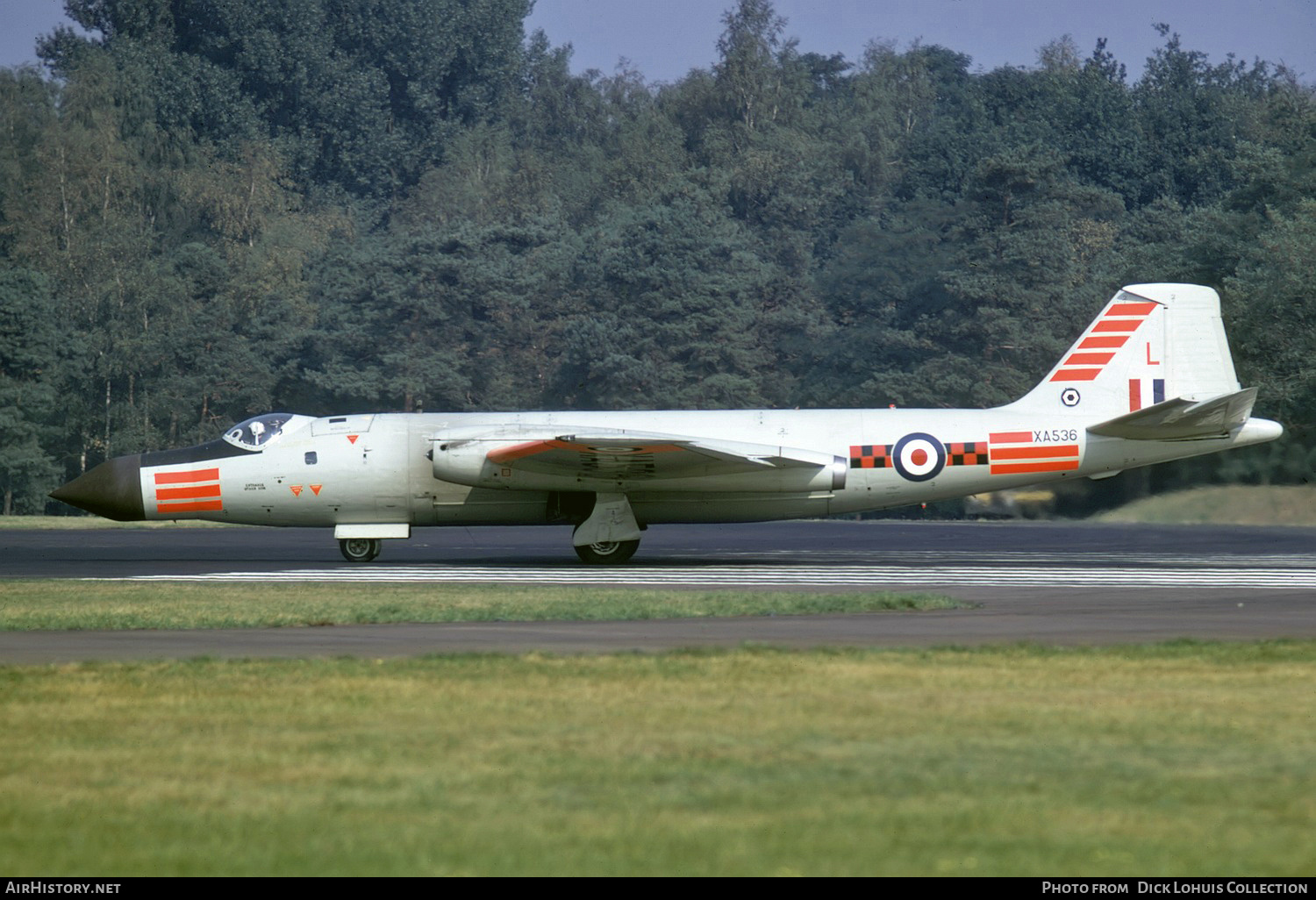 Aircraft Photo of XA536 | English Electric Canberra T.19 | UK - Air Force | AirHistory.net #454043