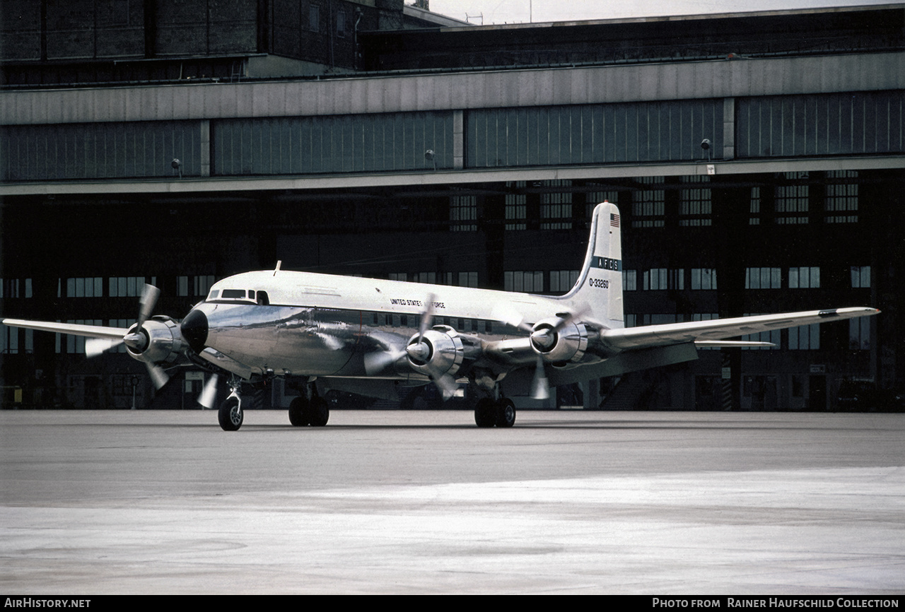 Aircraft Photo of 53-3260 / 0-33260 | Douglas C-118A Liftmaster | USA - Air Force | AirHistory.net #454045