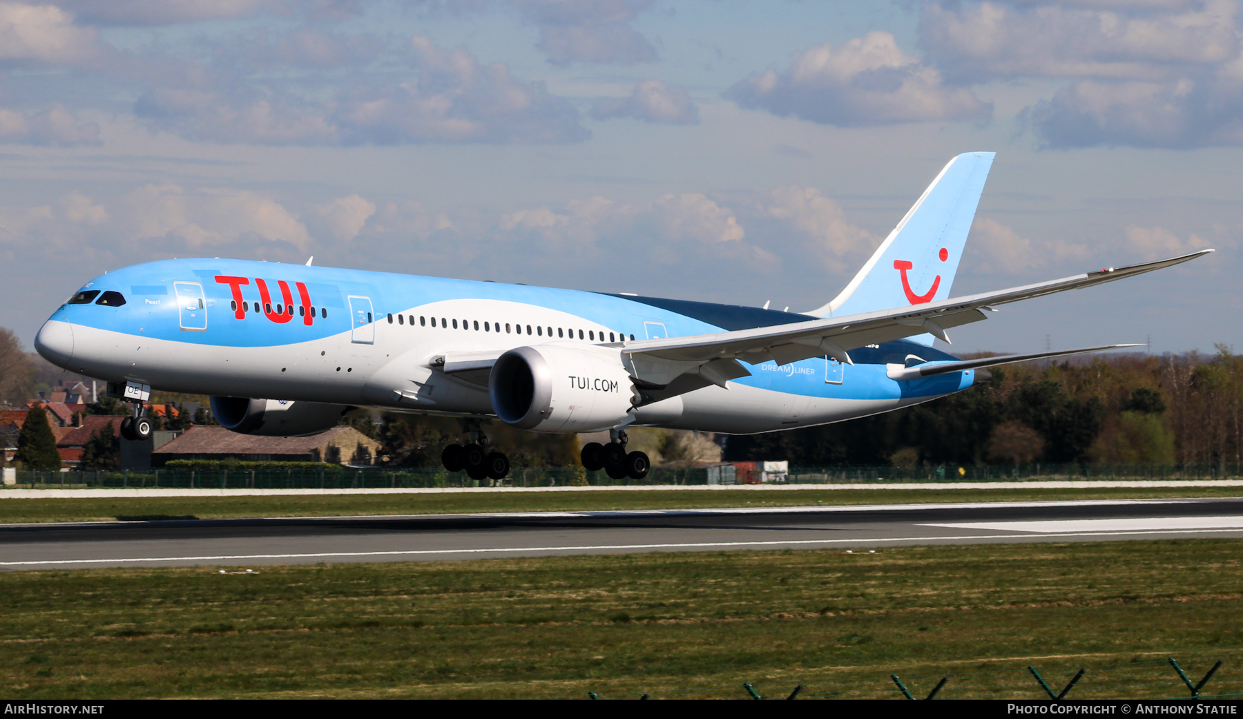 Aircraft Photo of OO-LOE | Boeing 787-8 Dreamliner | TUI | AirHistory.net #454093