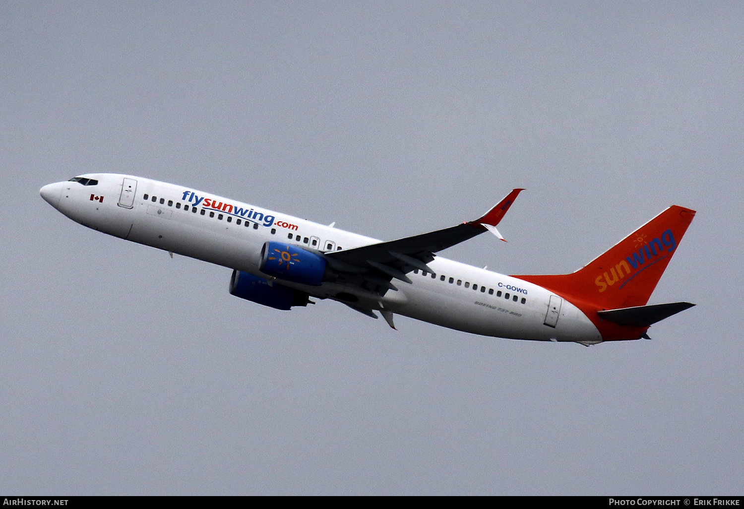 Aircraft Photo of C-GOWG | Boeing 737-86J | Sunwing Airlines | AirHistory.net #454124