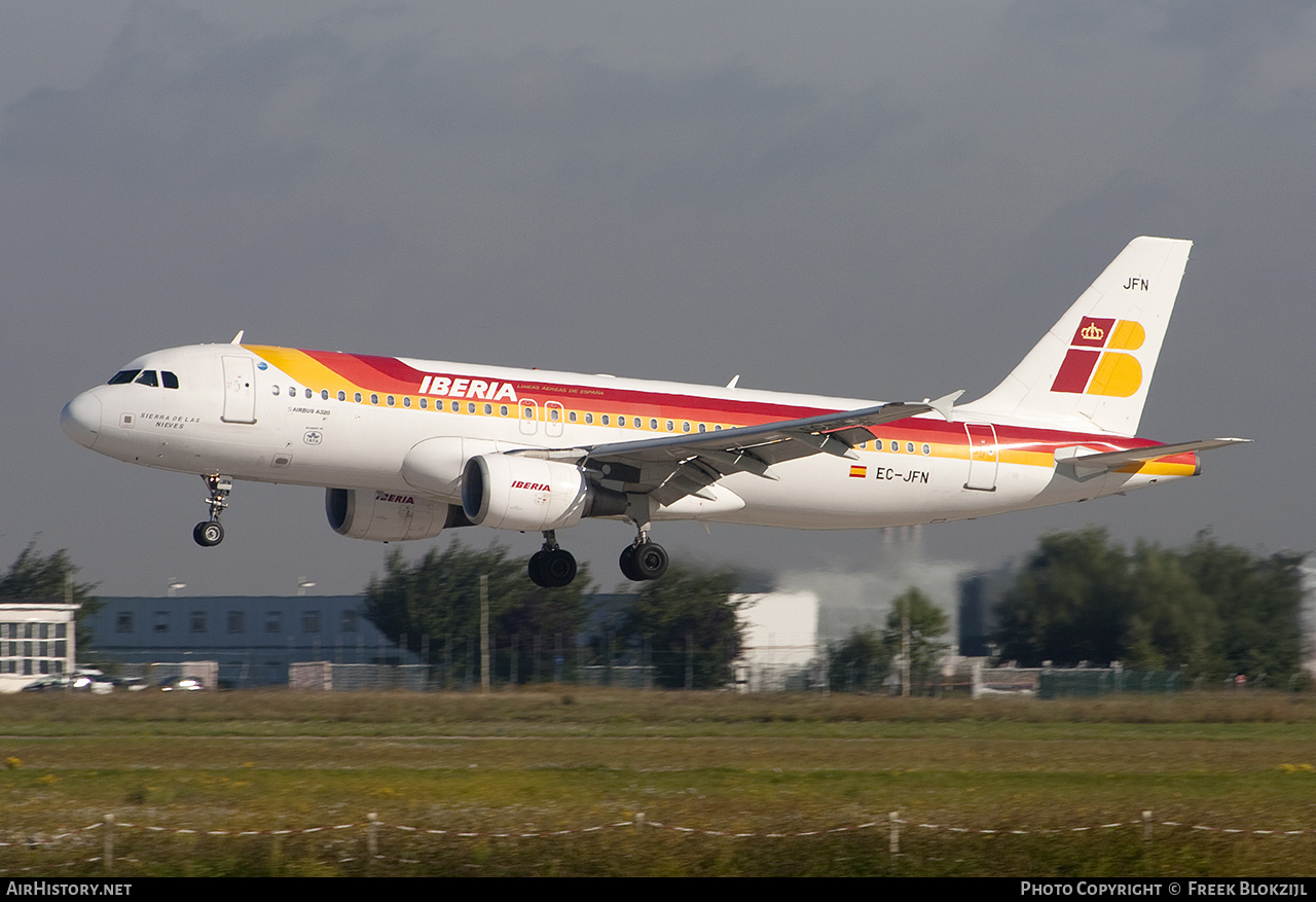 Aircraft Photo of EC-JFN | Airbus A320-214 | Iberia | AirHistory.net #454125