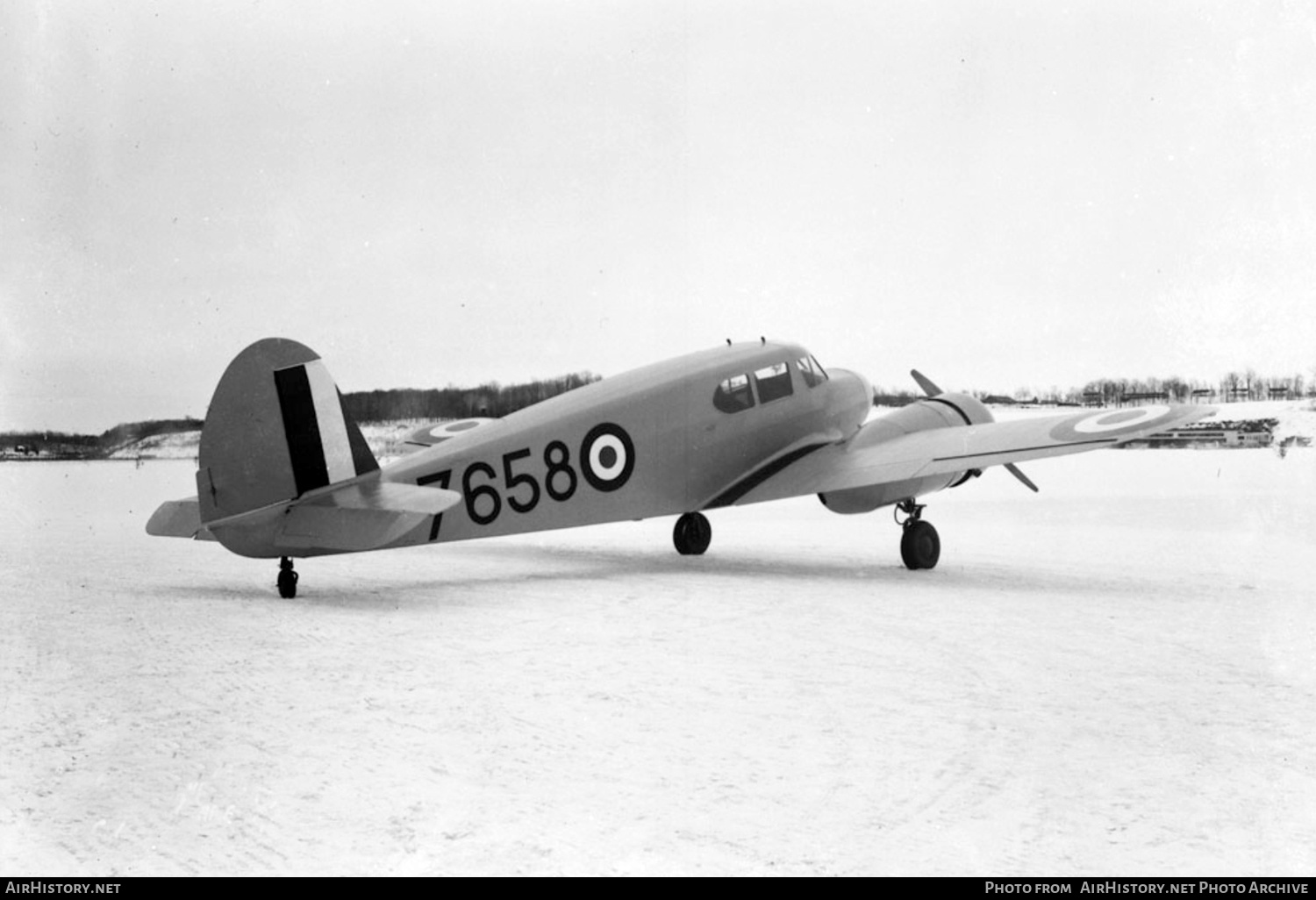 Aircraft Photo of 7658 | Cessna T-50 Crane Mk1 | Canada - Air Force | AirHistory.net #454168