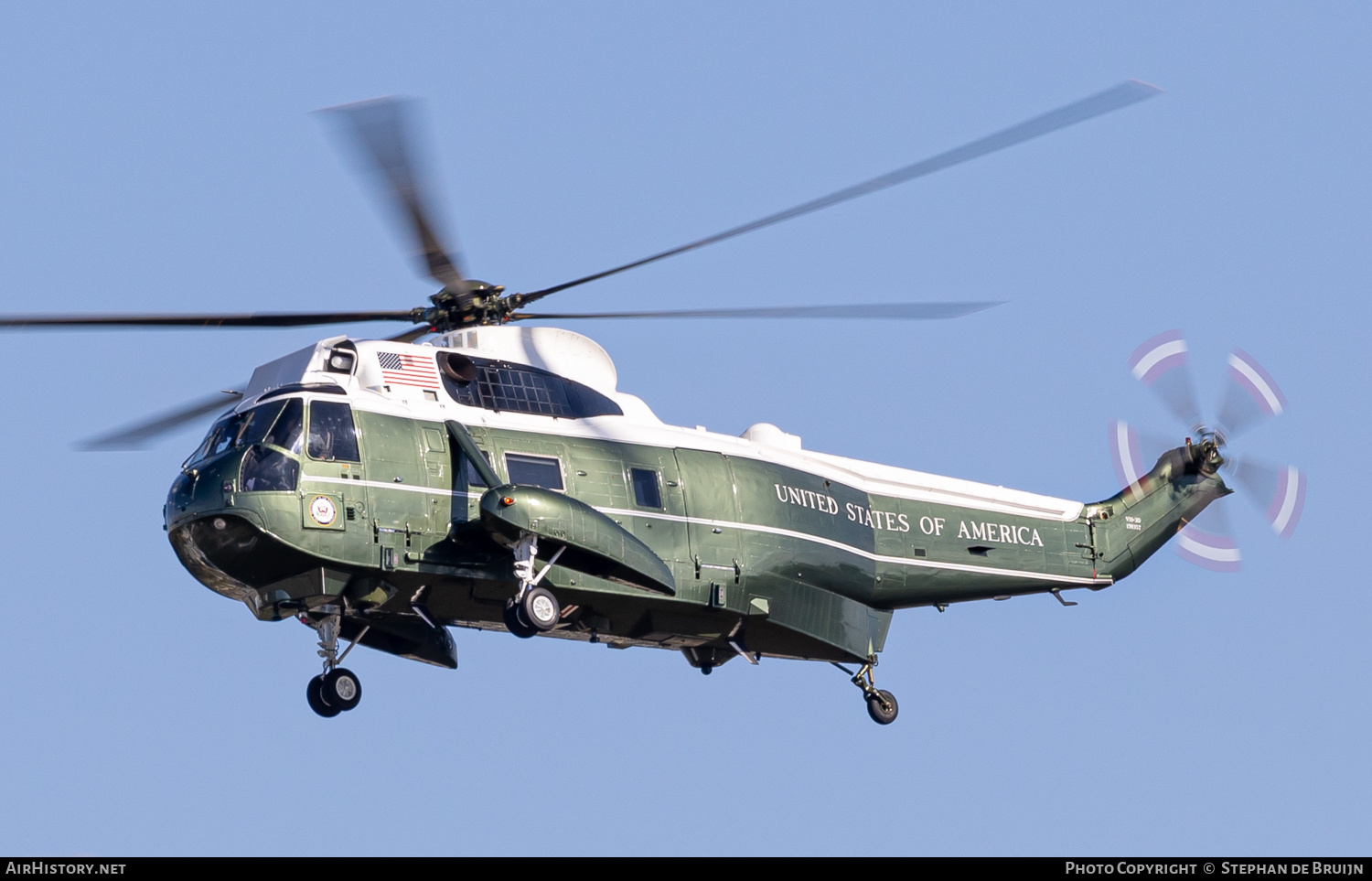 Aircraft Photo of 159357 | Sikorsky VH-3D Sea King (S-61B) | USA - Marines | AirHistory.net #454220