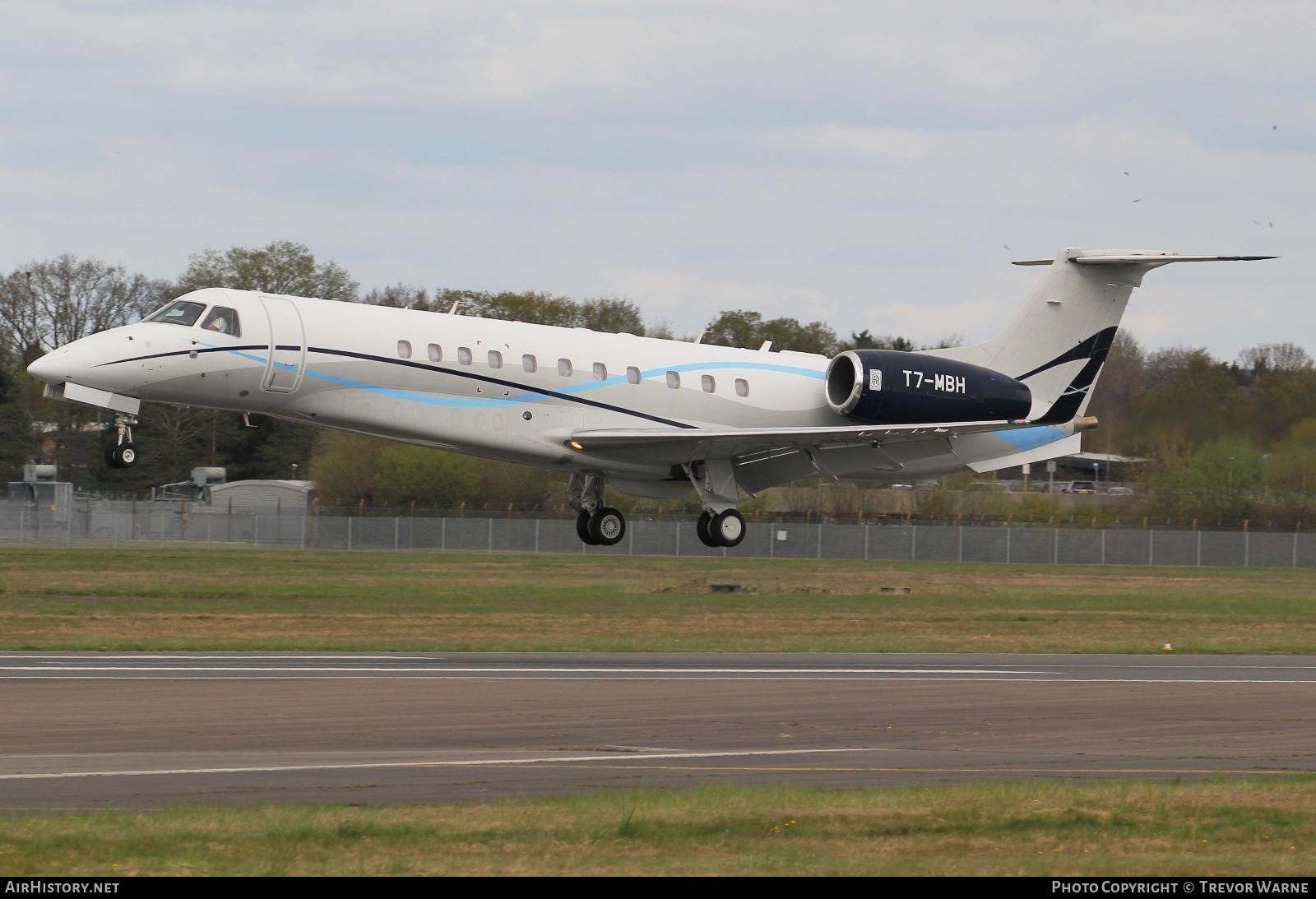 Aircraft Photo of T7-MBH | Embraer Legacy 650 (EMB-135BJ) | AirHistory.net #454311