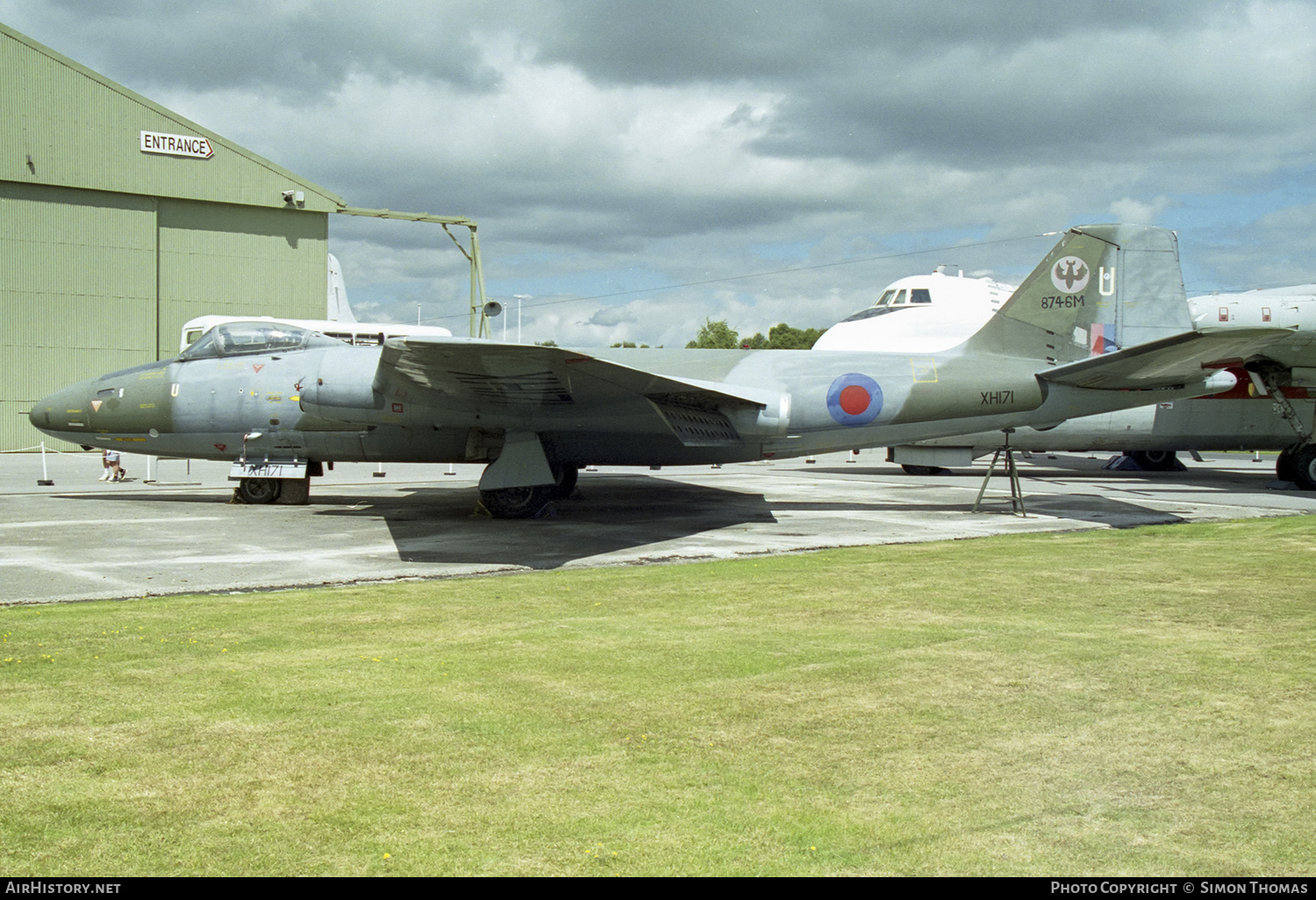 Aircraft Photo of XH171 | English Electric Canberra PR9 | UK - Air Force | AirHistory.net #454326