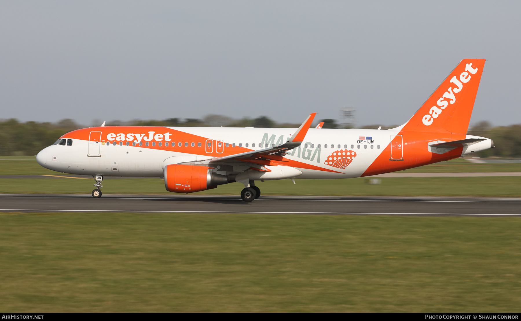 Aircraft Photo of OE-IJW | Airbus A320-214 | EasyJet | AirHistory.net #454331