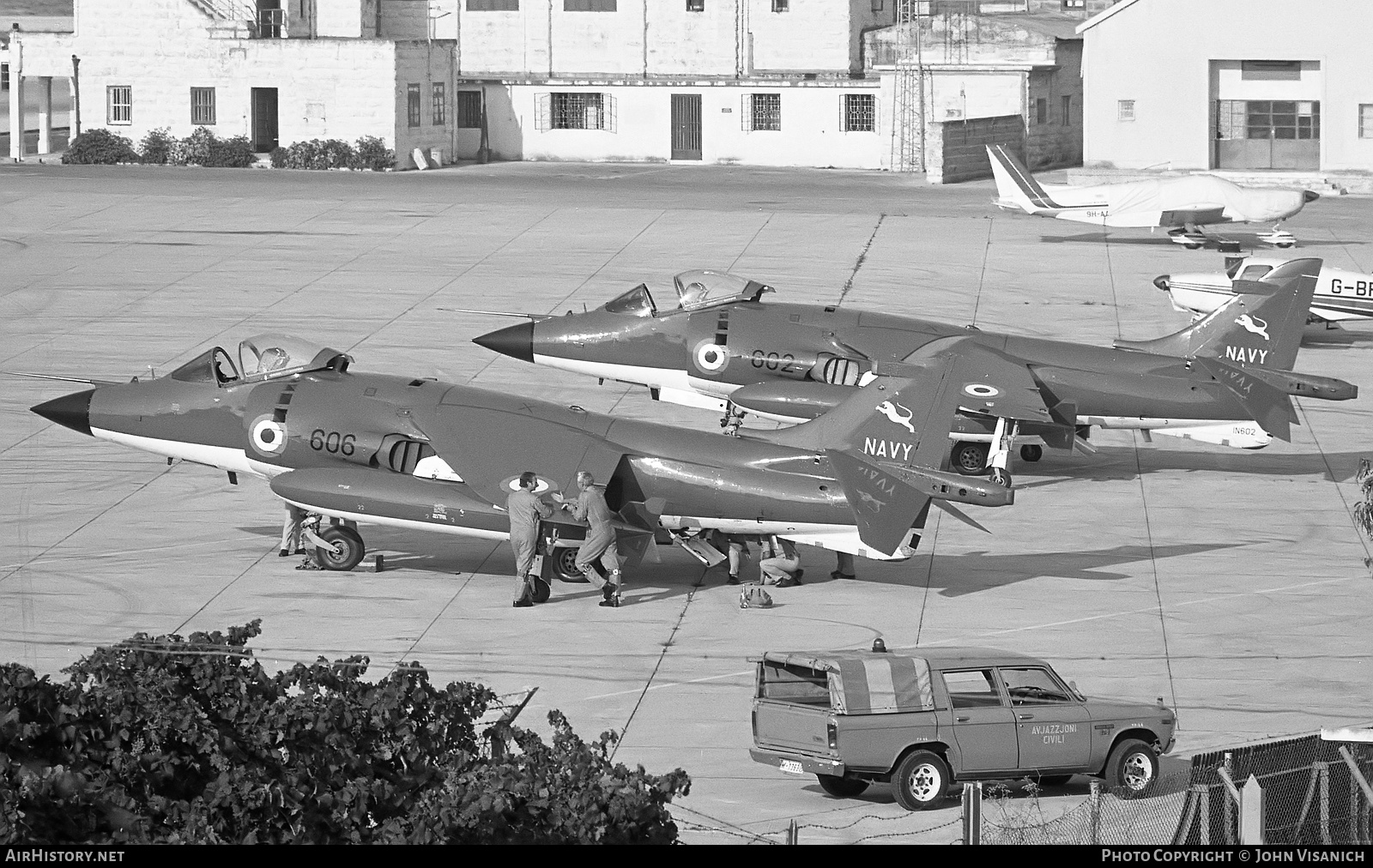 Aircraft Photo of IN606 | British Aerospace Sea Harrier FRS51 | India - Navy | AirHistory.net #454391