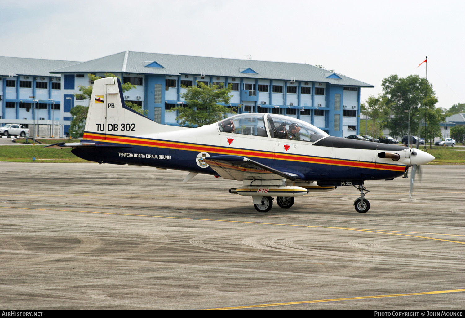 Aircraft Photo of TUDB302 | Pilatus PC-7 MkII | Brunei - Air Force | AirHistory.net #454409