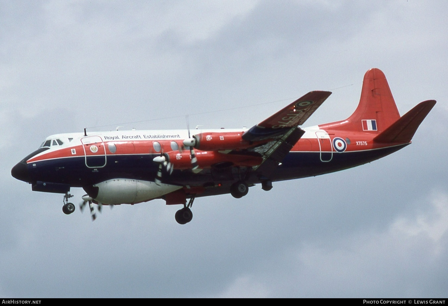 Aircraft Photo of XT575 | Vickers 837 Viscount | UK - Air Force | AirHistory.net #454459