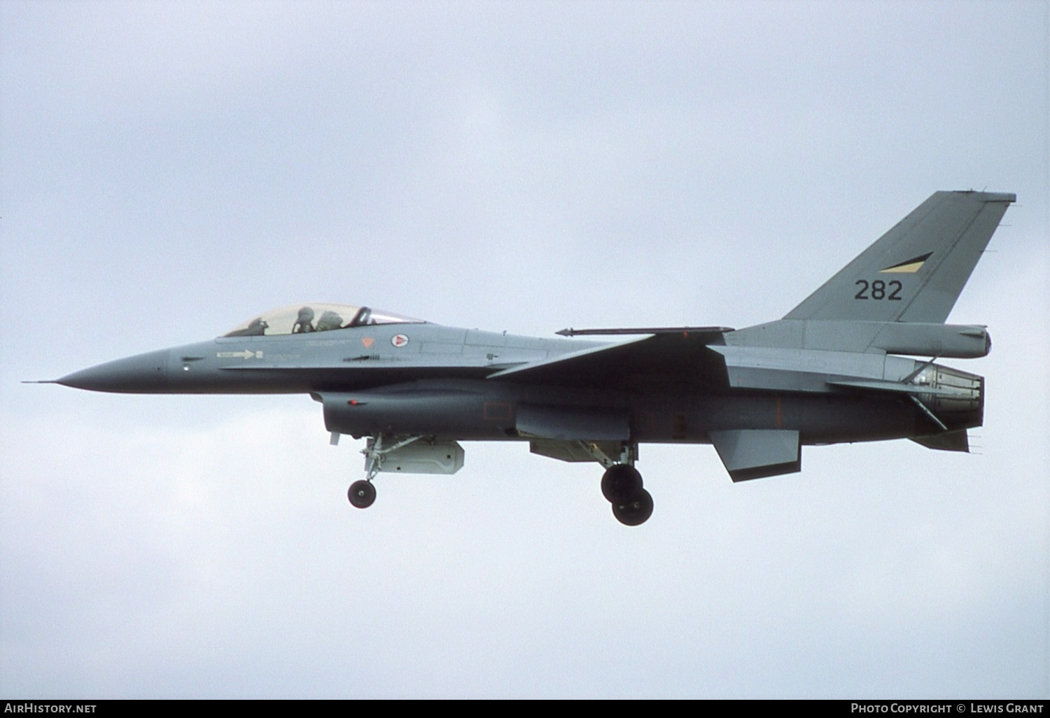 Aircraft Photo of 282 | General Dynamics F-16A Fighting Falcon | Norway - Air Force | AirHistory.net #454483