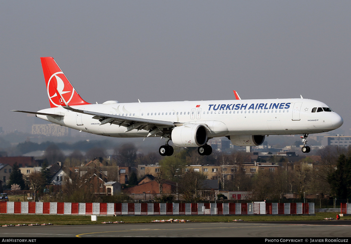 Aircraft Photo of TC-LSF | Airbus A321-271NX | Turkish Airlines | AirHistory.net #454564