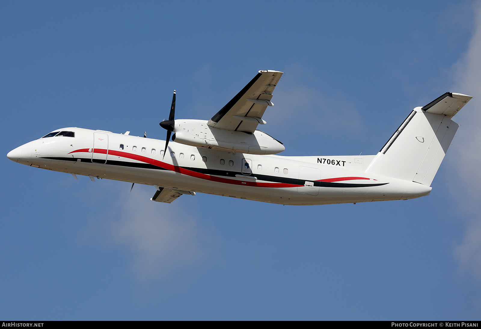 Aircraft Photo of N706XT | Bombardier DHC-8-315Q Dash 8 | AirHistory.net #454583