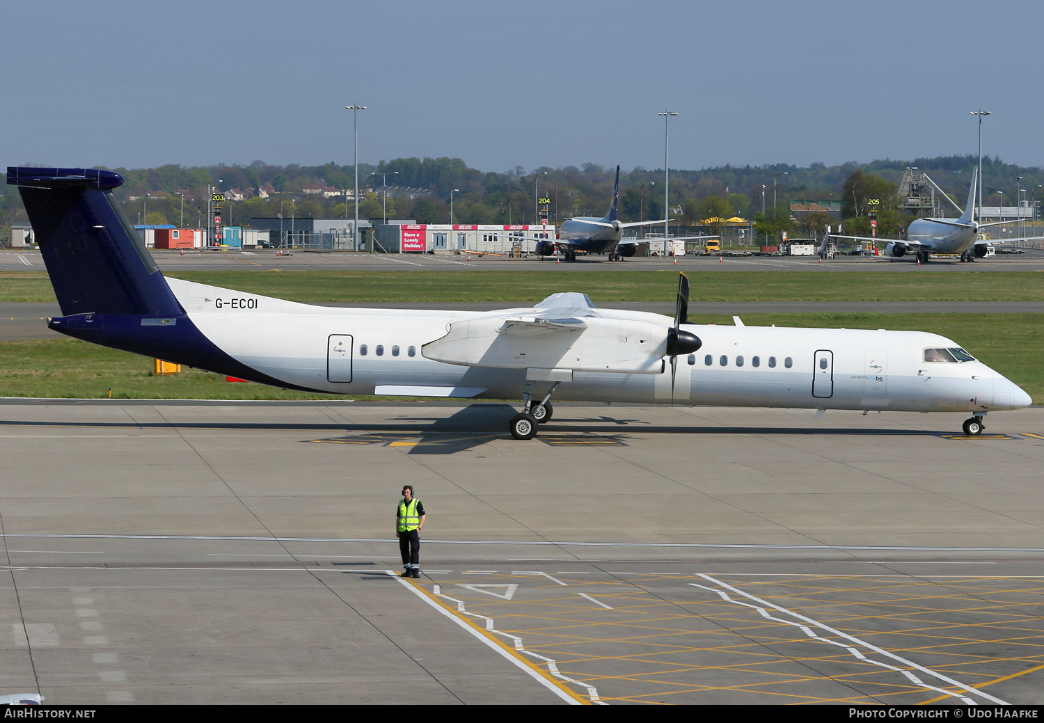 Aircraft Photo of G-ECOI | Bombardier DHC-8-402 Dash 8 | Flybe | AirHistory.net #454706