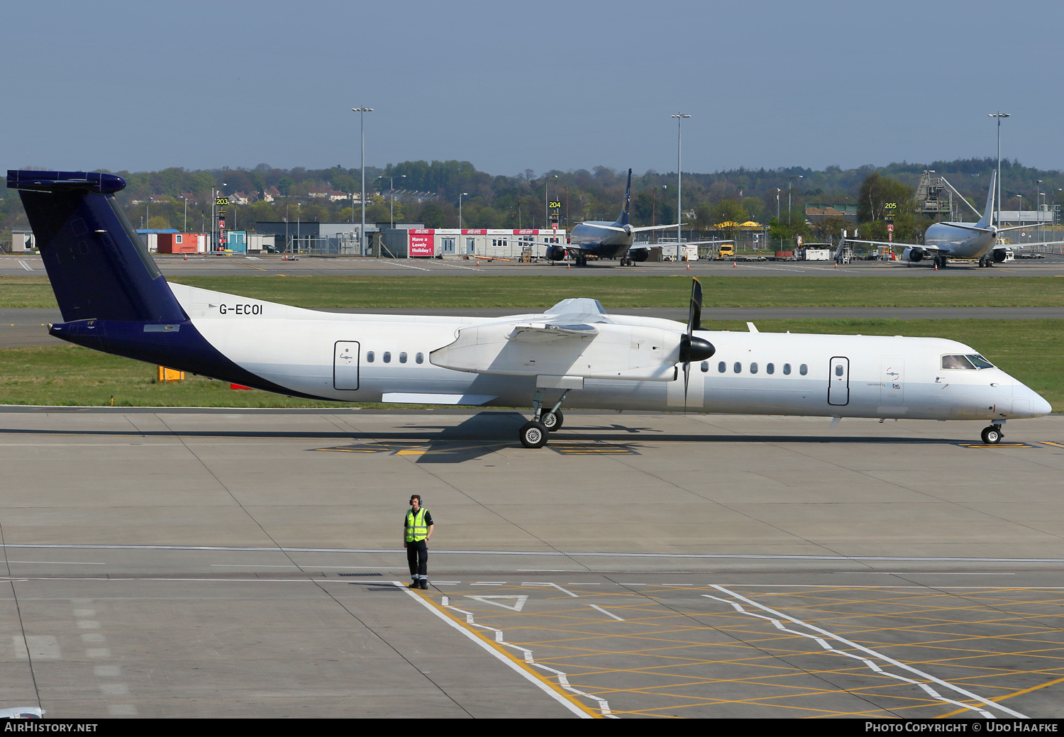 Aircraft Photo of G-ECOI | Bombardier DHC-8-402 Dash 8 | Flybe | AirHistory.net #454706