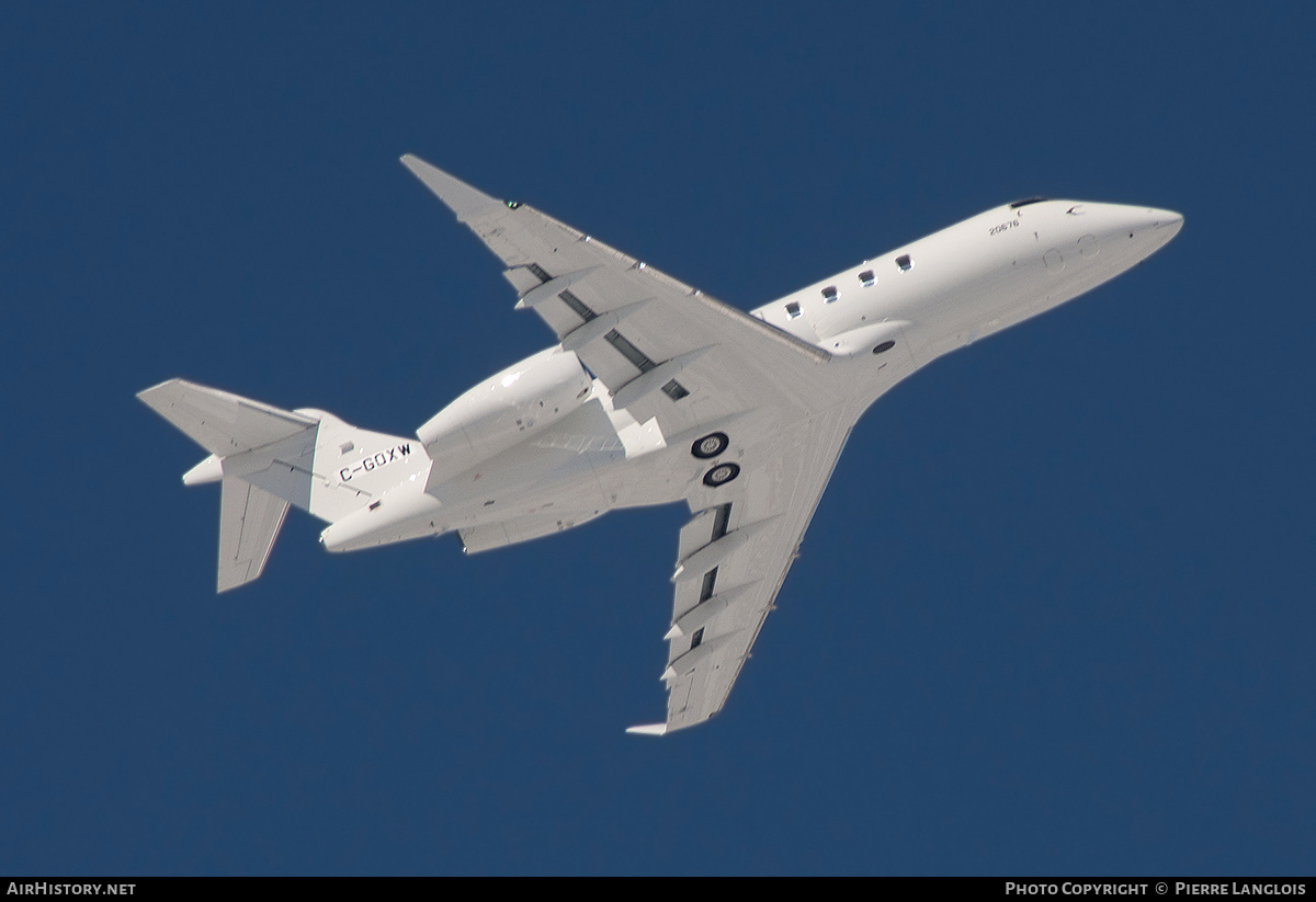 Aircraft Photo of C-GOXW | Bombardier Challenger 350 (BD-100-1A10) | AirHistory.net #454723