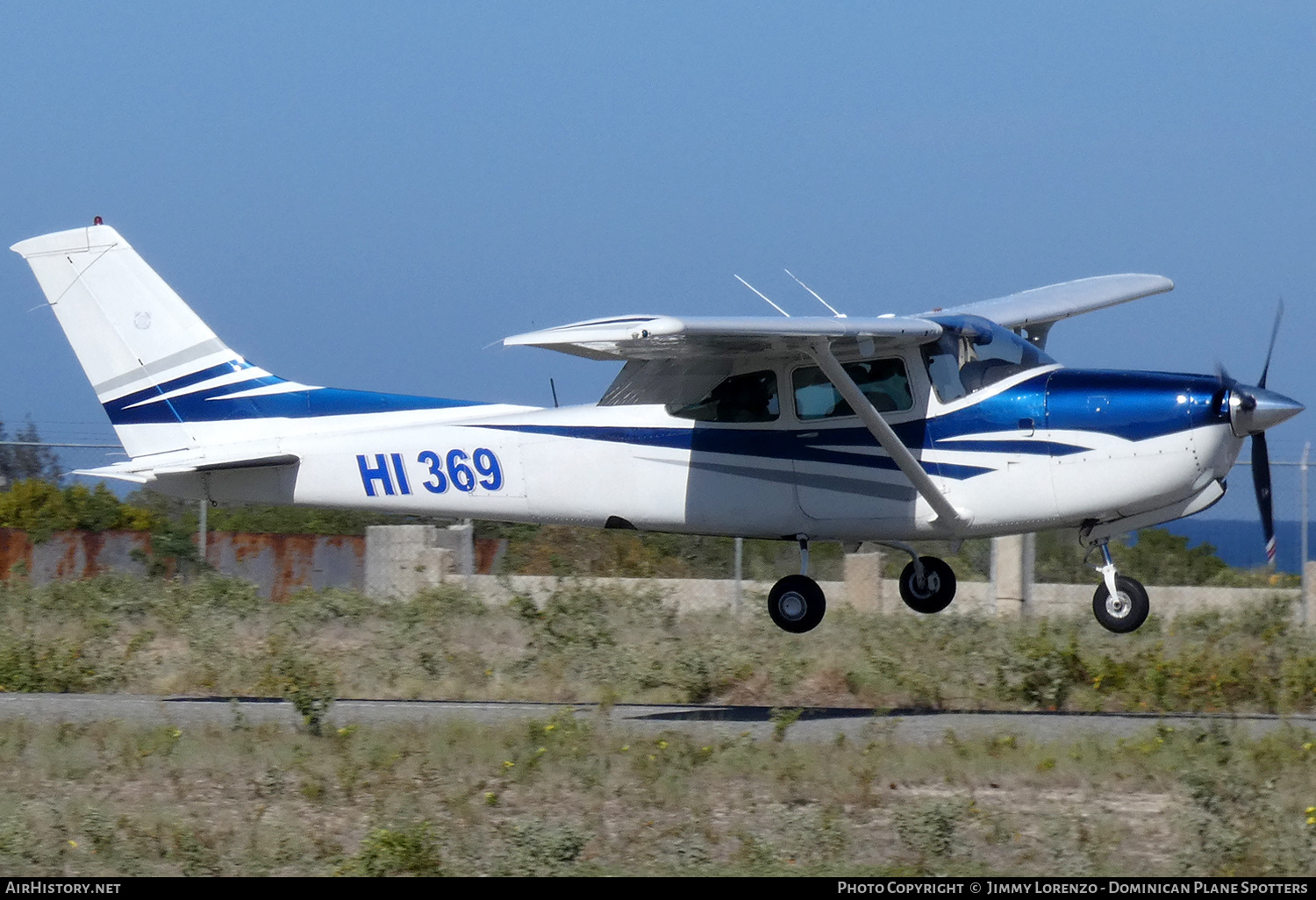 Aircraft Photo of HI369 | Cessna R182 Skylane RG | AirHistory.net #454726