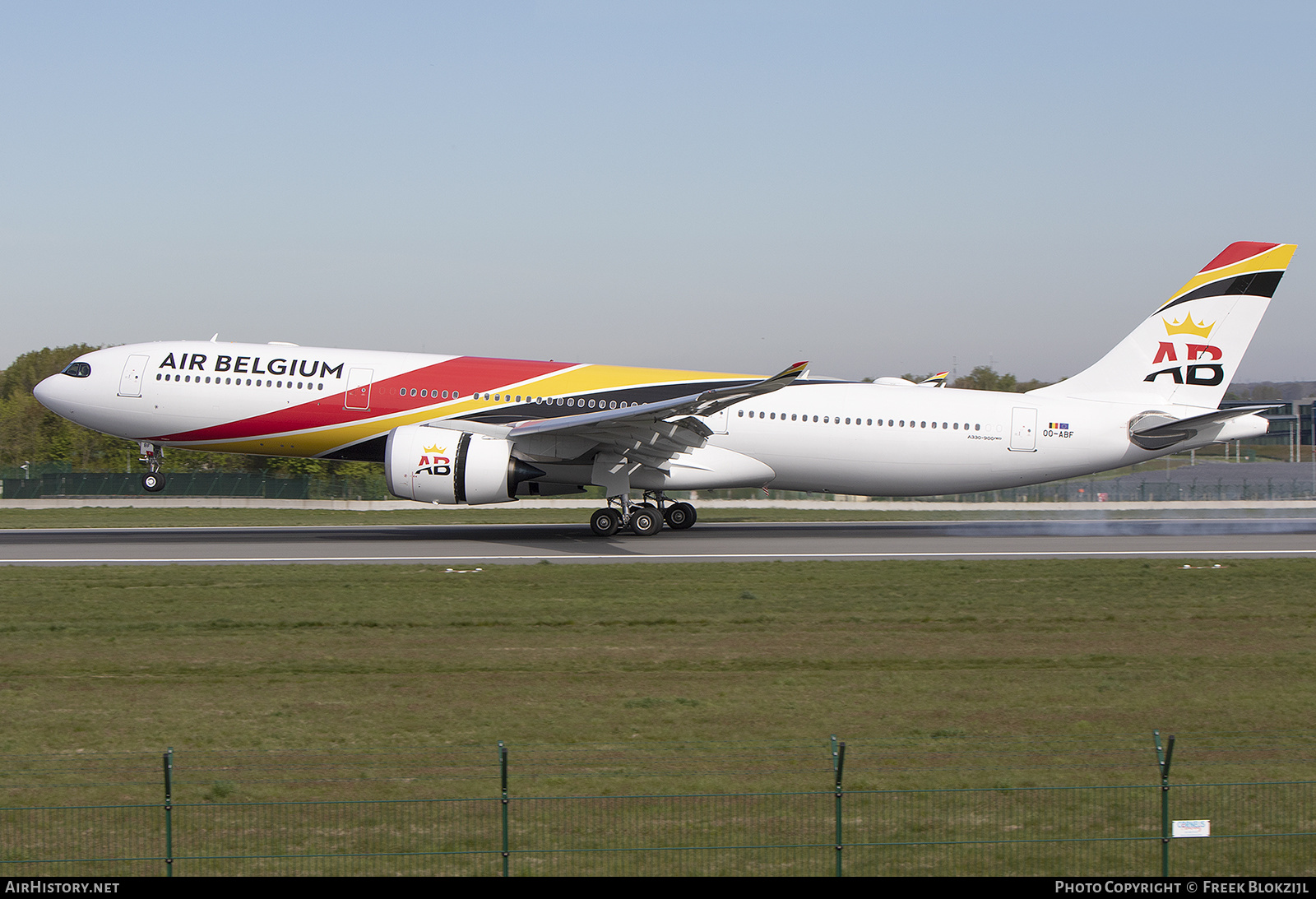 Aircraft Photo of OO-ABF | Airbus A330-941N | Air Belgium | AirHistory.net #454747