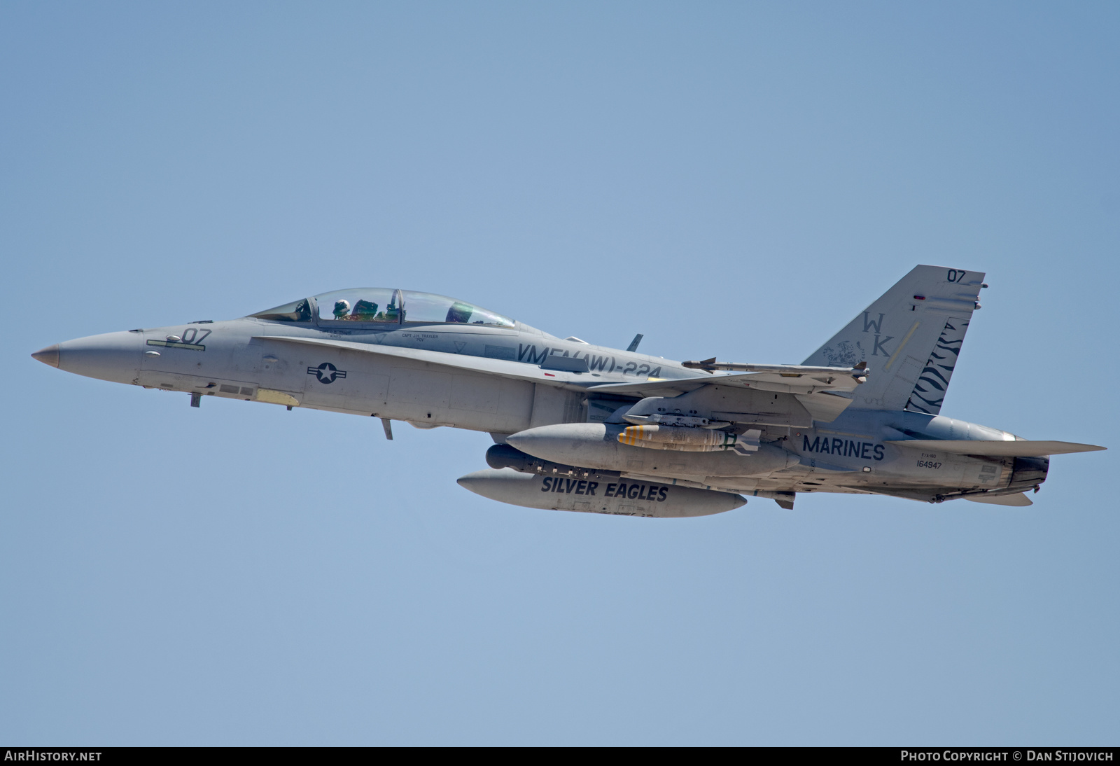 Aircraft Photo of 164947 | McDonnell Douglas F/A-18D Hornet | USA - Marines | AirHistory.net #454749