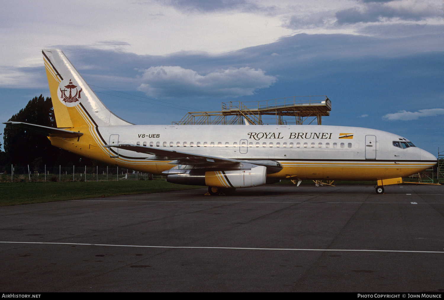 Aircraft Photo of V8-UEB | Boeing 737-2M6/Adv | Royal Brunei Airlines | AirHistory.net #454833