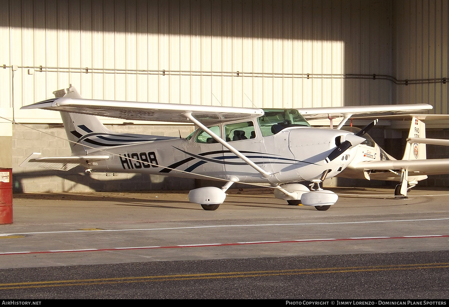 Aircraft Photo of HI388 | Cessna 172N Skyhawk | AirHistory.net #454843